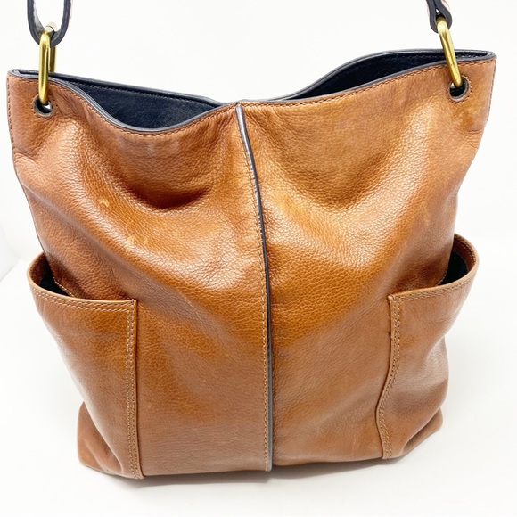 Fossil Leather Shoulder Bag - Picture 4 of 15